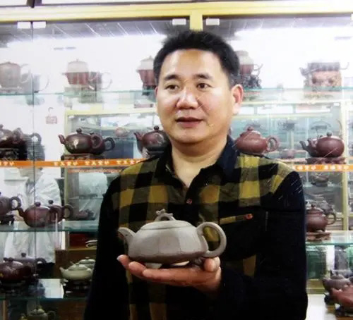 紫砂壺張洪明個人照片