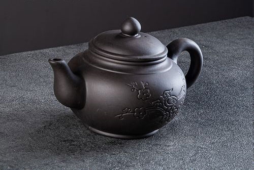 黑紫砂和紅紫砂哪個好