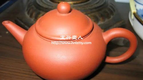 朱泥紫砂壺的價格比紅泥紫砂壺貴