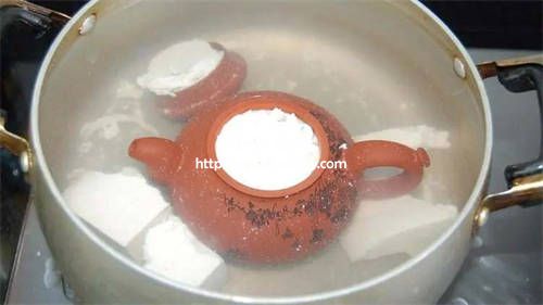 紫砂壺開(kāi)壺用冰糖和雞蛋好嗎