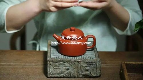 如何改善紫砂壺出水不流暢的問題