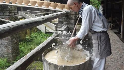 紫砂壺泥料的好壞需要看什么