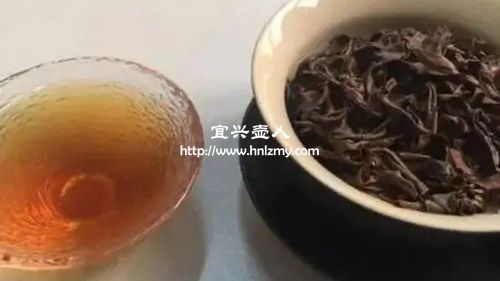 泡紅茶用紫砂壺和柴燒壺哪個好