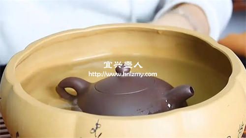 紫砂壺開壺不要連續(xù)煮