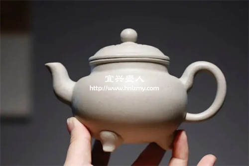 白色紫砂壺是什么泥料做的