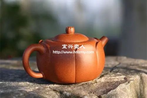 紫砂壺壺把有點(diǎn)歪是正常的嗎