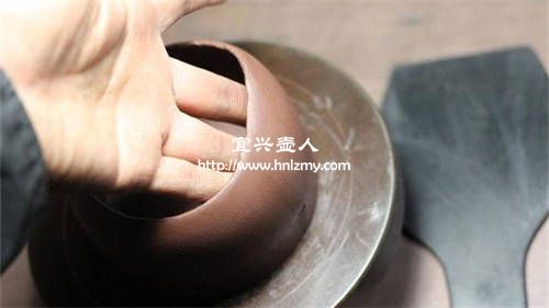 好紫砂壺需要精心制作