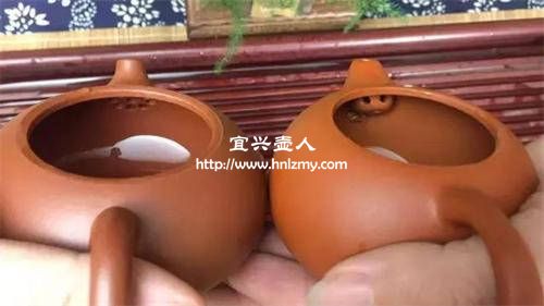 機(jī)車(chē)紫砂壺最明顯的特征是什么