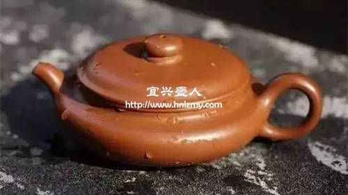 新紫砂壺表面有油水無(wú)法滲透