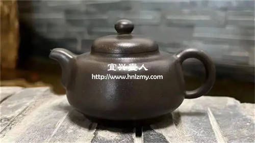添加氧化錳的黑色紫砂壺