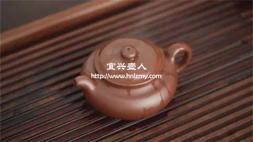 紫砂壺上的茶痕怎么清洗