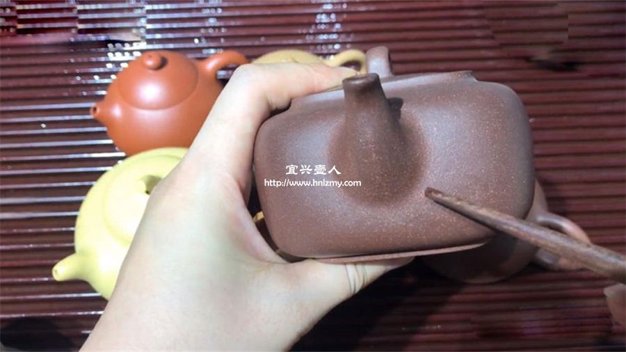 半手工紫砂壺的接縫線痕跡