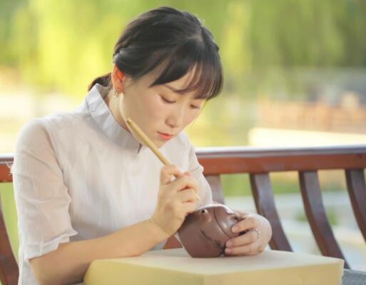 盛娟紫砂壺個人簡介