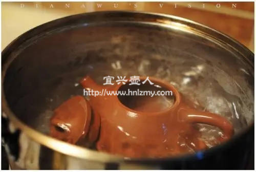 用水煮紫砂壺可以去掉大部分的異味兒
