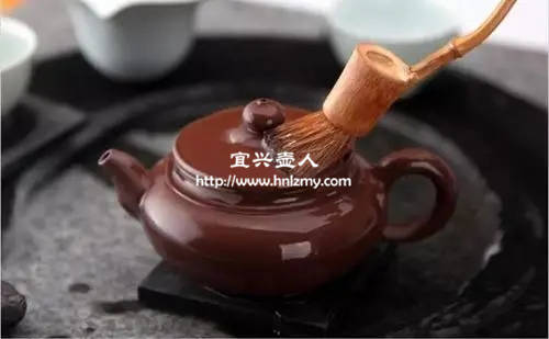 清洗紫砂壺茶垢用什么方法最好