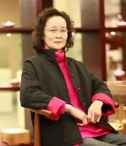 吳亞亦個(gè)人照片