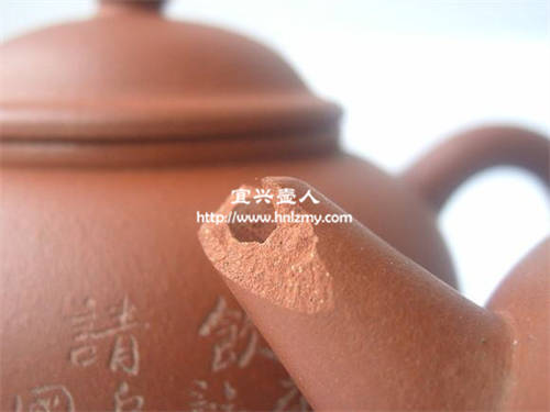 紫泥壺的斷面顏色不一樣