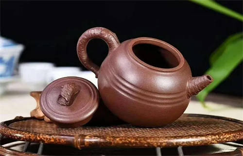 紫砂壺能礦化水質(zhì)嗎 1